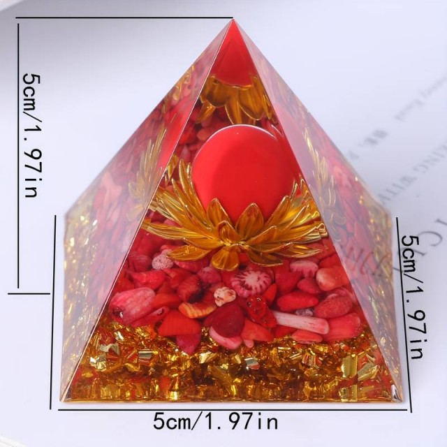 Orgonit piramida z naravnimi kamni CVET ŽIVLJENJA